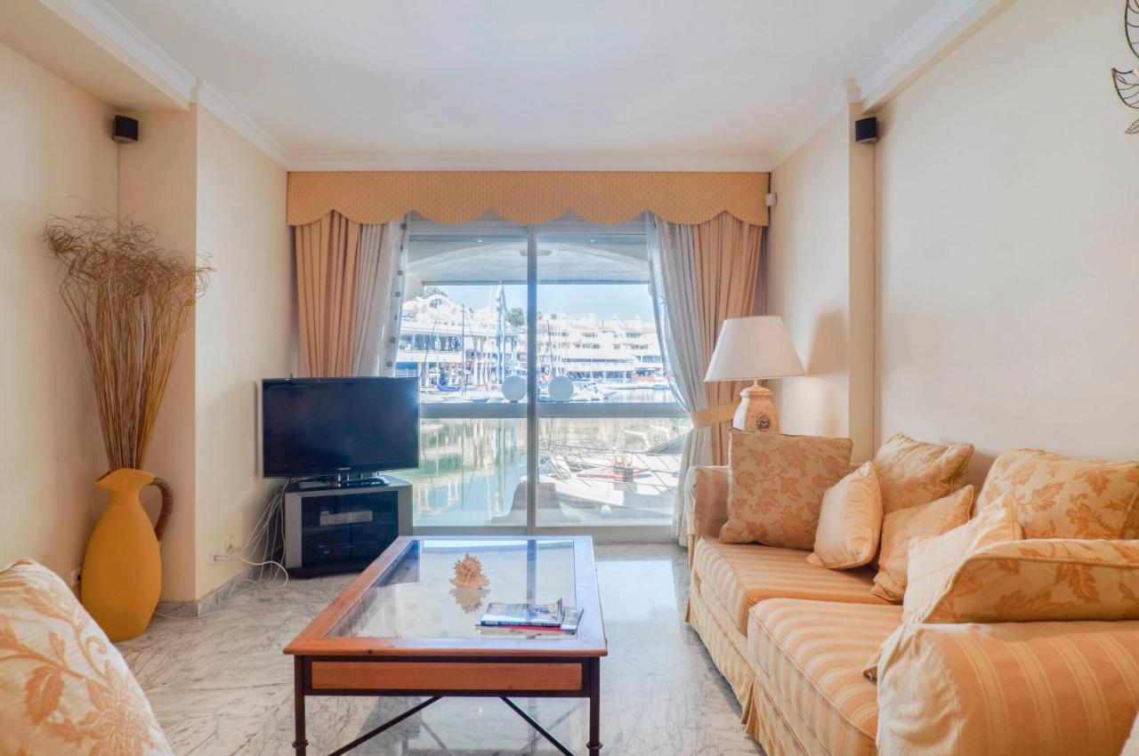ベナルマデナDel Parque Flats - Puerto Marinaアパートメント エクステリア 写真